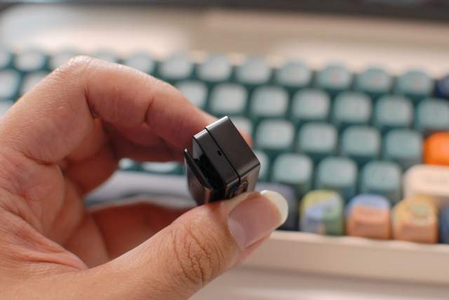 C2预售体验 仅重5张A4纸，一体化屏幕双麦AI录音笔开启文艺创作新纪元